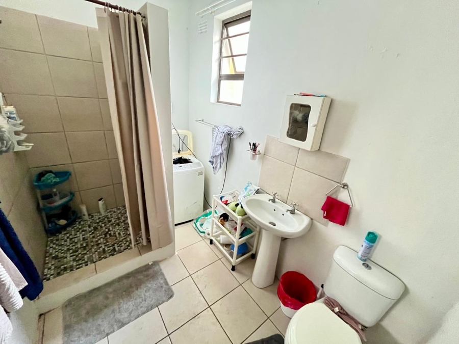 To Let 2 Bedroom Property for Rent in Cambridge Eastern Cape